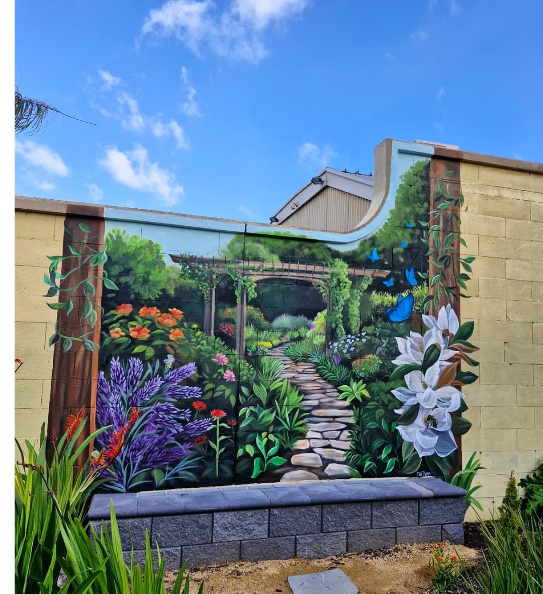DIY Backyard  Wall Art 