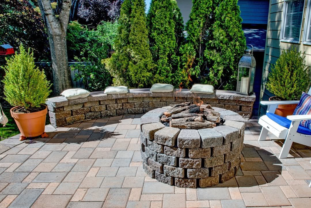 DIY Backyard Build a Fire Pit with Pavers