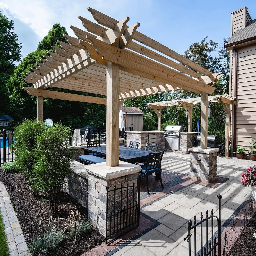 DIY Backyard Cheap Pergola