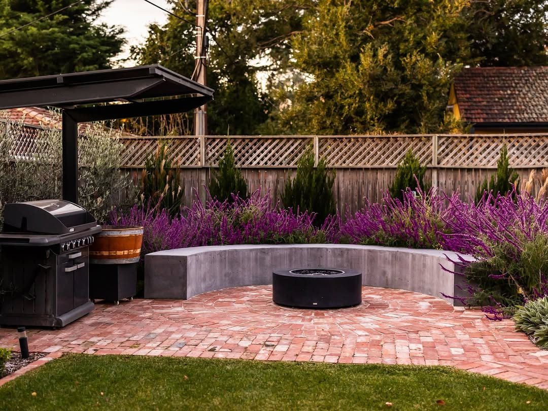 Outdoors Backyard Firepit DIY Brick 