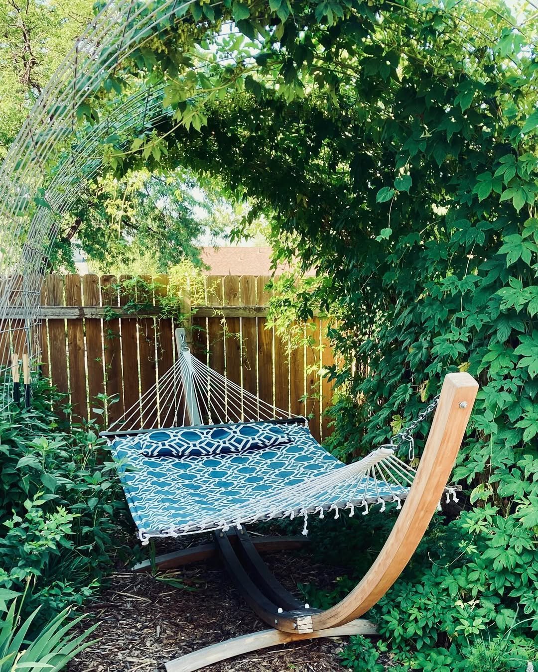 Cozy Garden Nook Garden Hamock