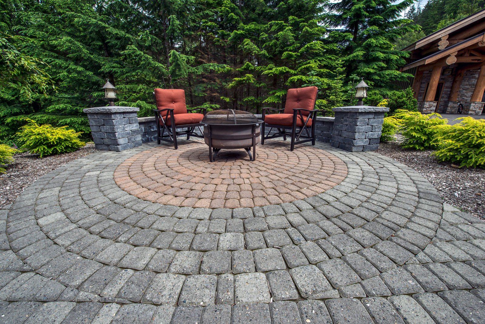  No Grass Backyard Patio with Bricks
