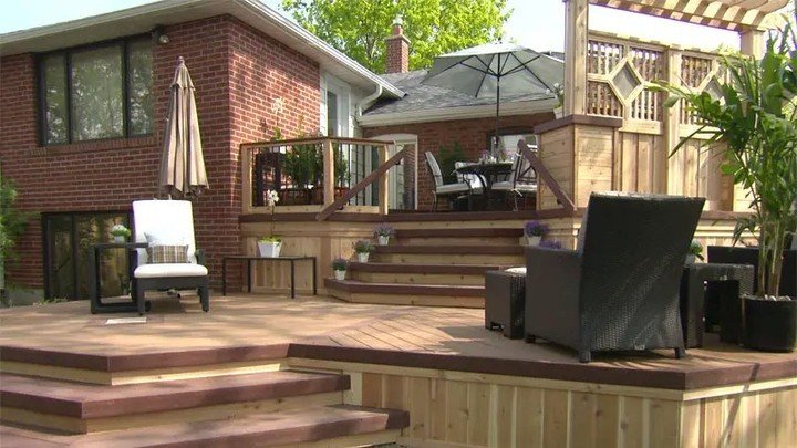 Small Backyard Landscapin Multi-Level Decking