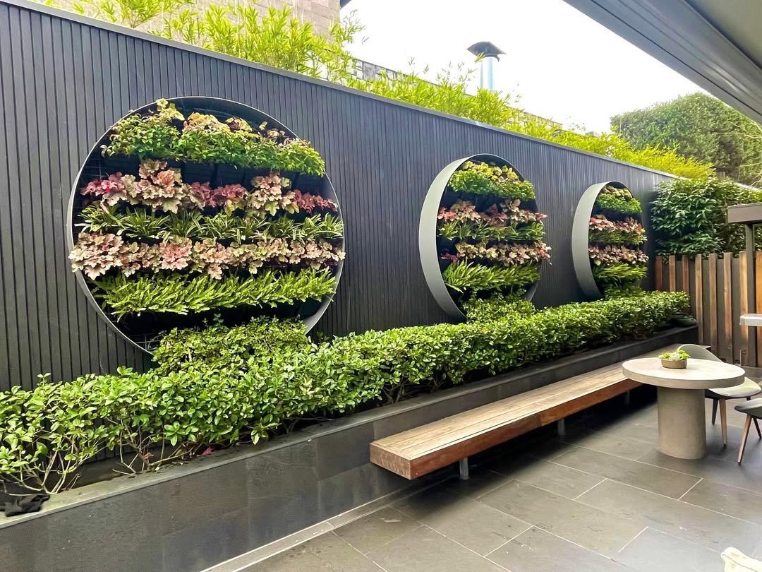  Small Backyard Landscaping Vertical Garden Walls