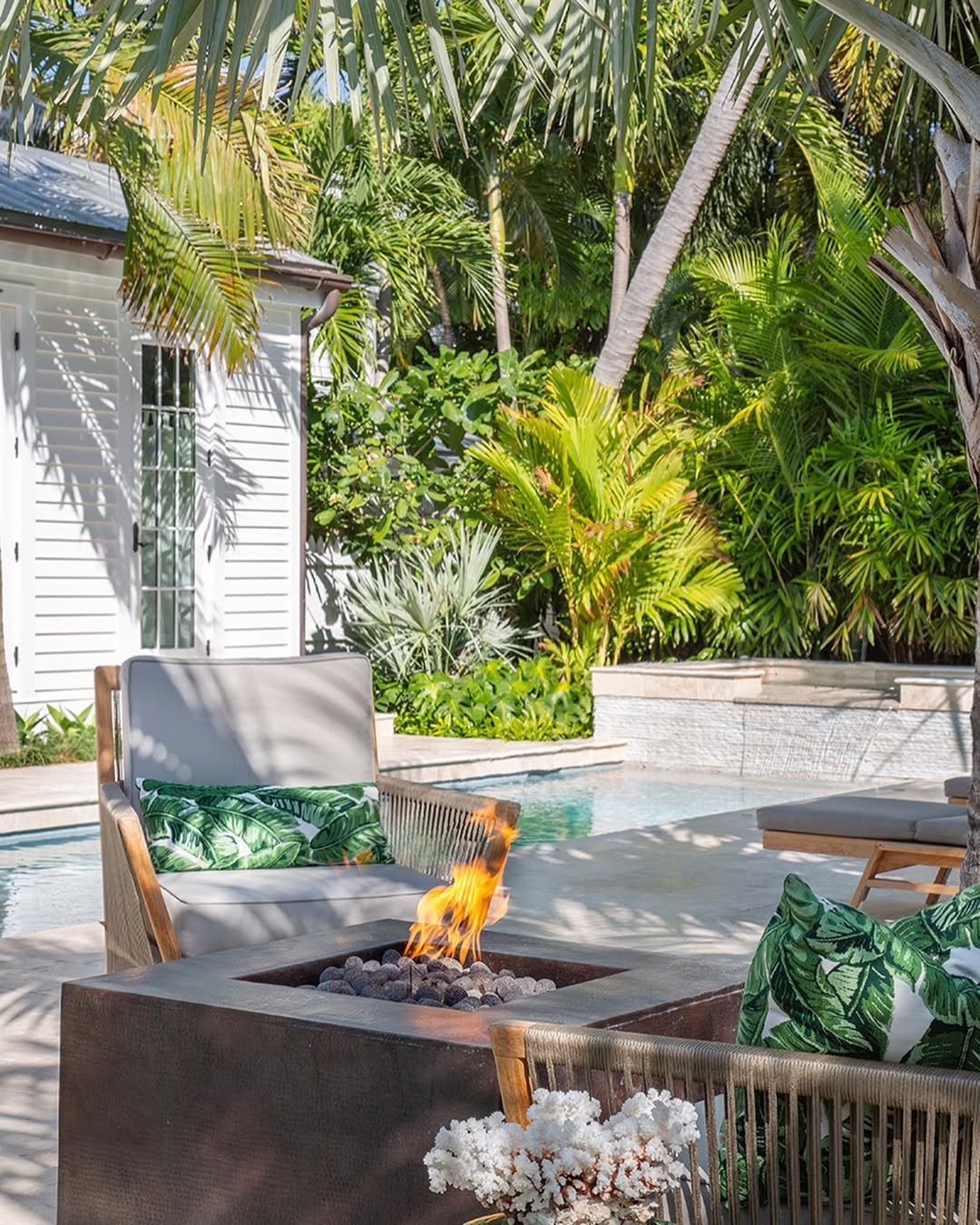 Small Tropical Garden Outdoor Furniture