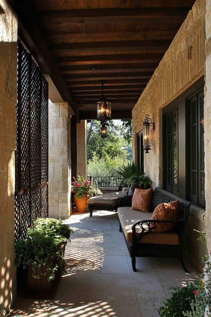 Vintage Courtyards Covered Outdoor Patio Ideas