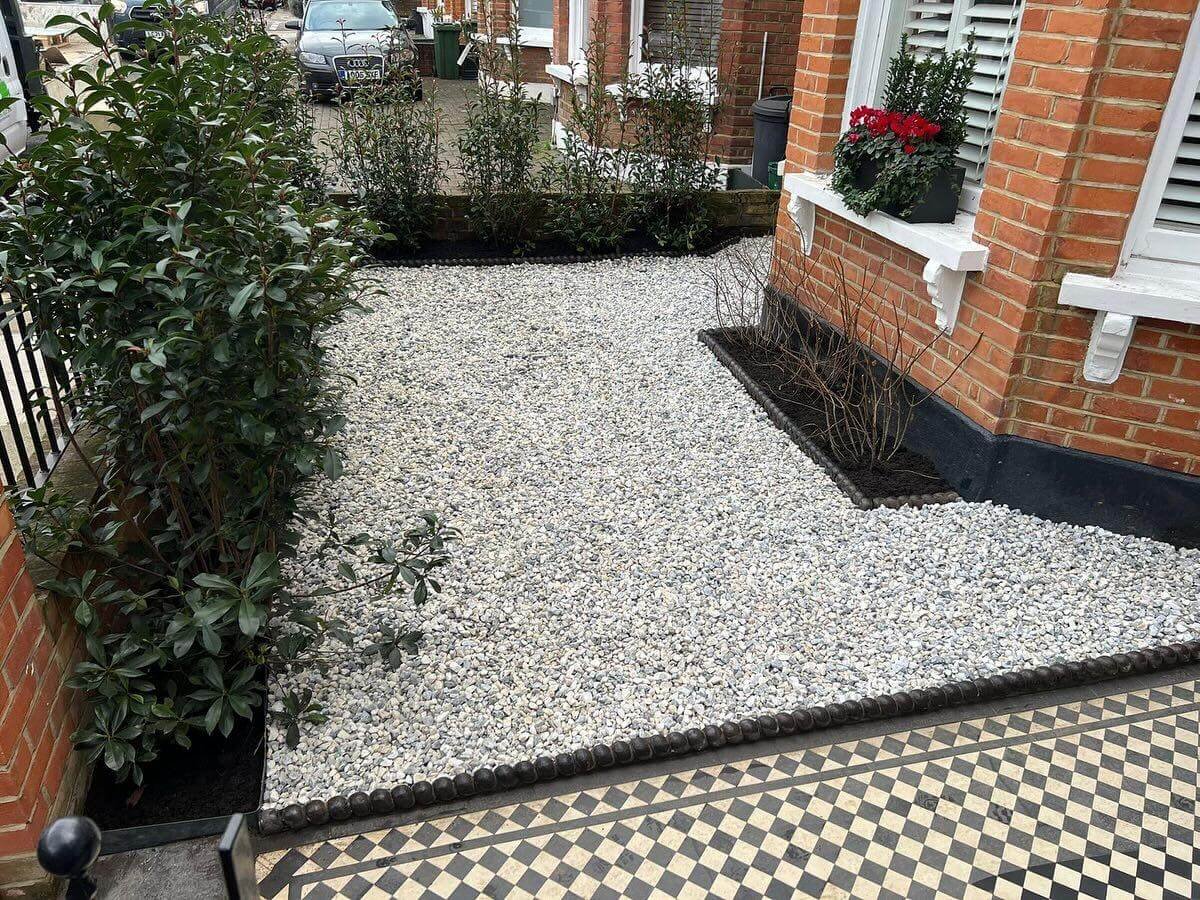 19 Stylish Gravel Front Garden Ideas to Instantly Boost Curb Appeal ...