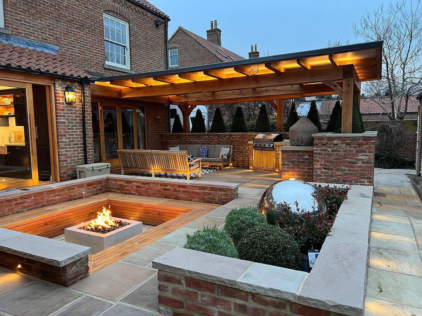  Fire Pit Seating Area Ideas 