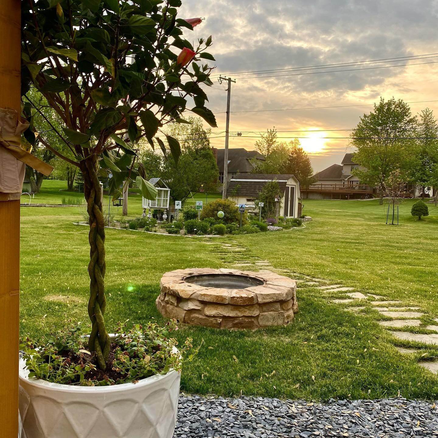 Natural Fire Pit Backyard Sunset Fire Pit with Golden Sandstone