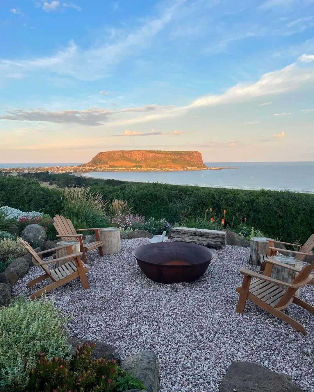 Coastal Charm Gravel Fire Pit 