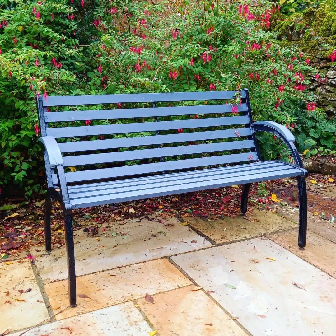 Garden Bench Ideas