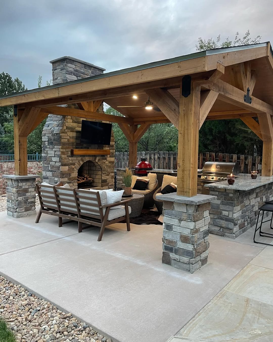 Back Porch Decorating Perfect Backyard Oasis