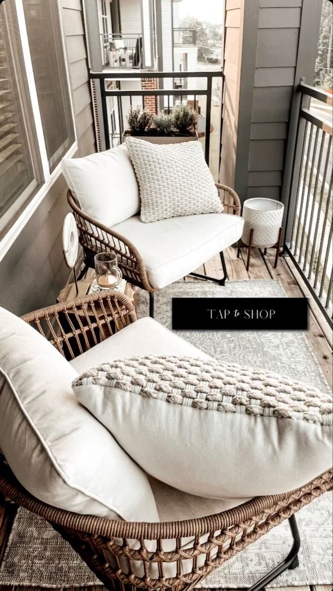 Small Back Porch Furniture Cozy Wicker Chairs