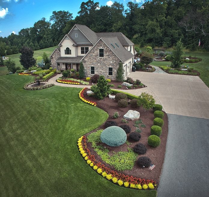 Large Front Yard Landscaping Colorful Turfing