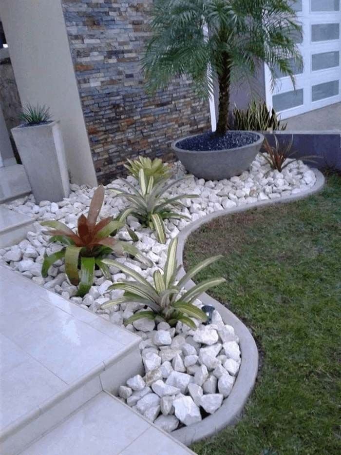 Tiny Front Yard Landscaping Colorful Borders